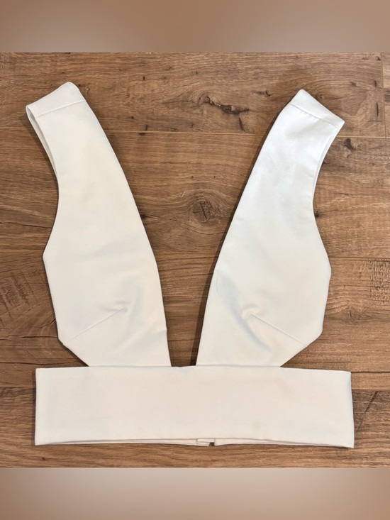 Solace London Tops - Solace London White Cropped Plunge Top – Size 0